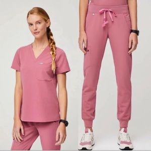 Full set Figs scrubs - XS Catalina Top & S Zamora Bottoms - Quartz